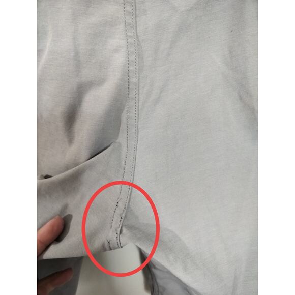 M676) Quiksilver Silver Amphibian Shorts Size 34 - Picture 8 of 11